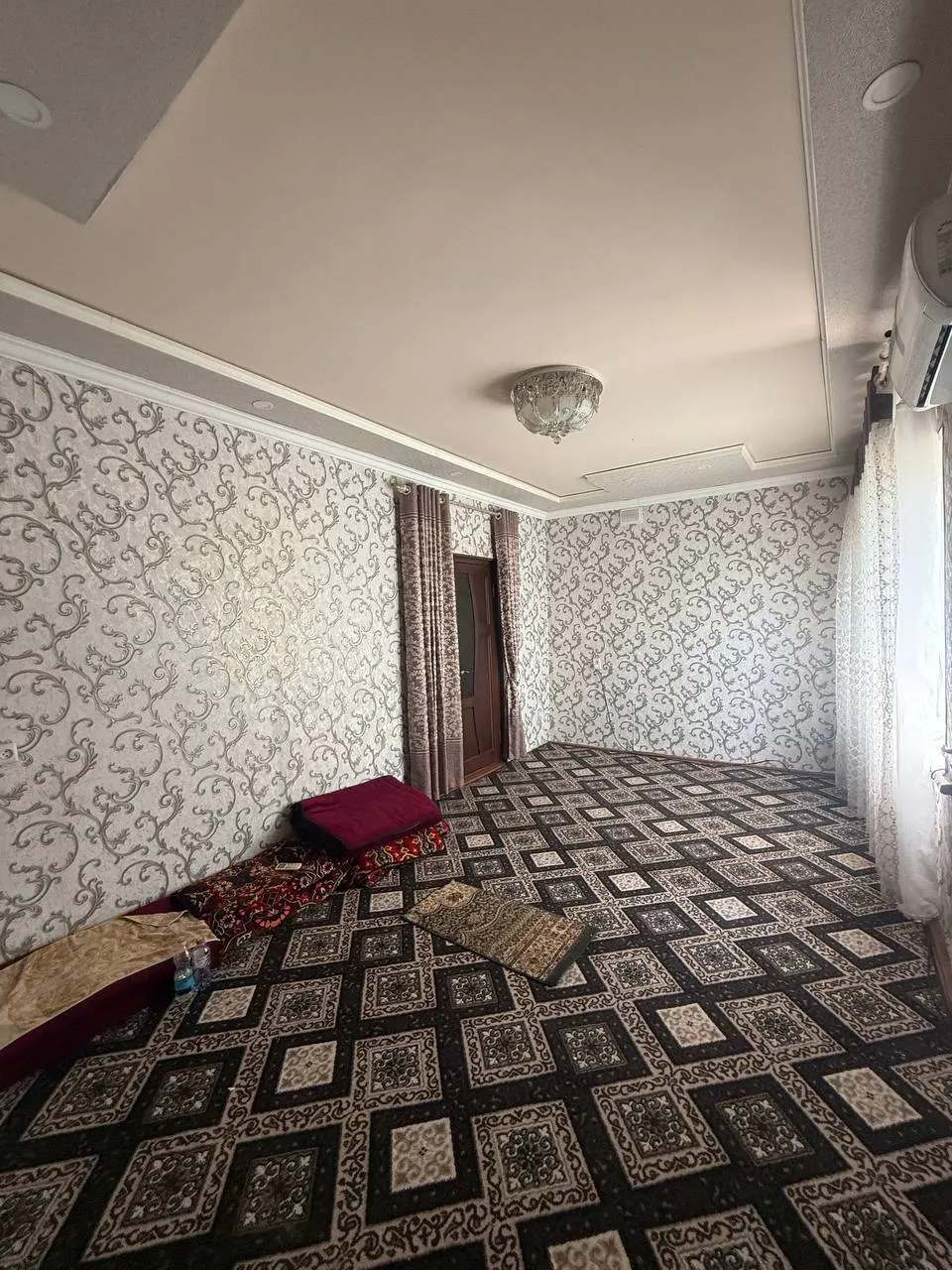 Кунлик ижарага 2 хонали квартира, 64 м², 3/4 қават — Фарғона шаҳри