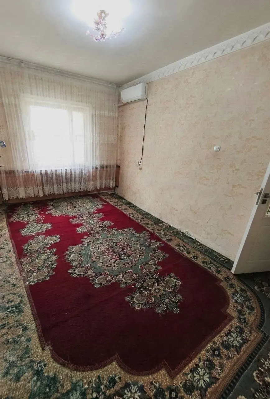 Продаётся 1-комнатная квартира, 38 м², 1/5 этаж — Сергелийский район
