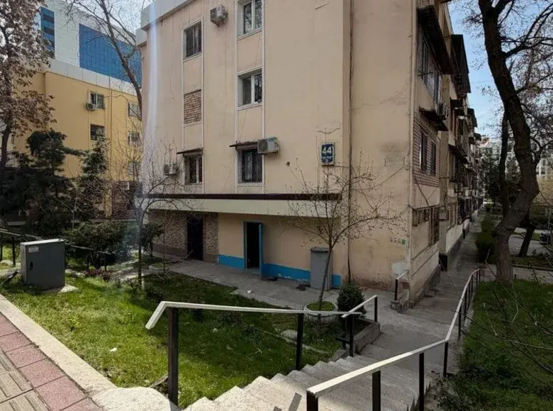 Продаётся коммерческое помещение, 53 м² — Юнусабадский район