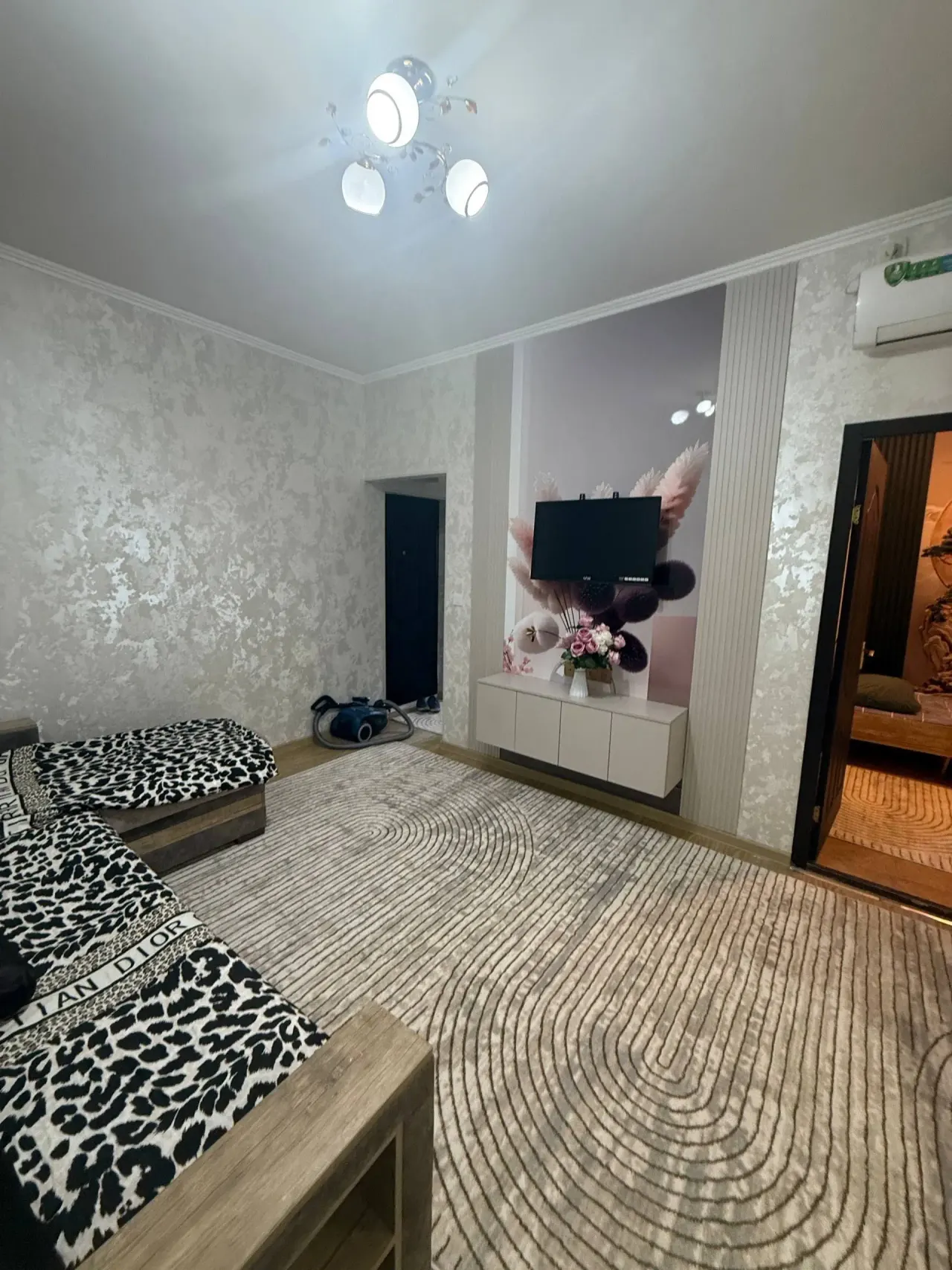 Сотилади 2 хонали квартира, 48 м², 2/4 қават — Чилонзор тумани