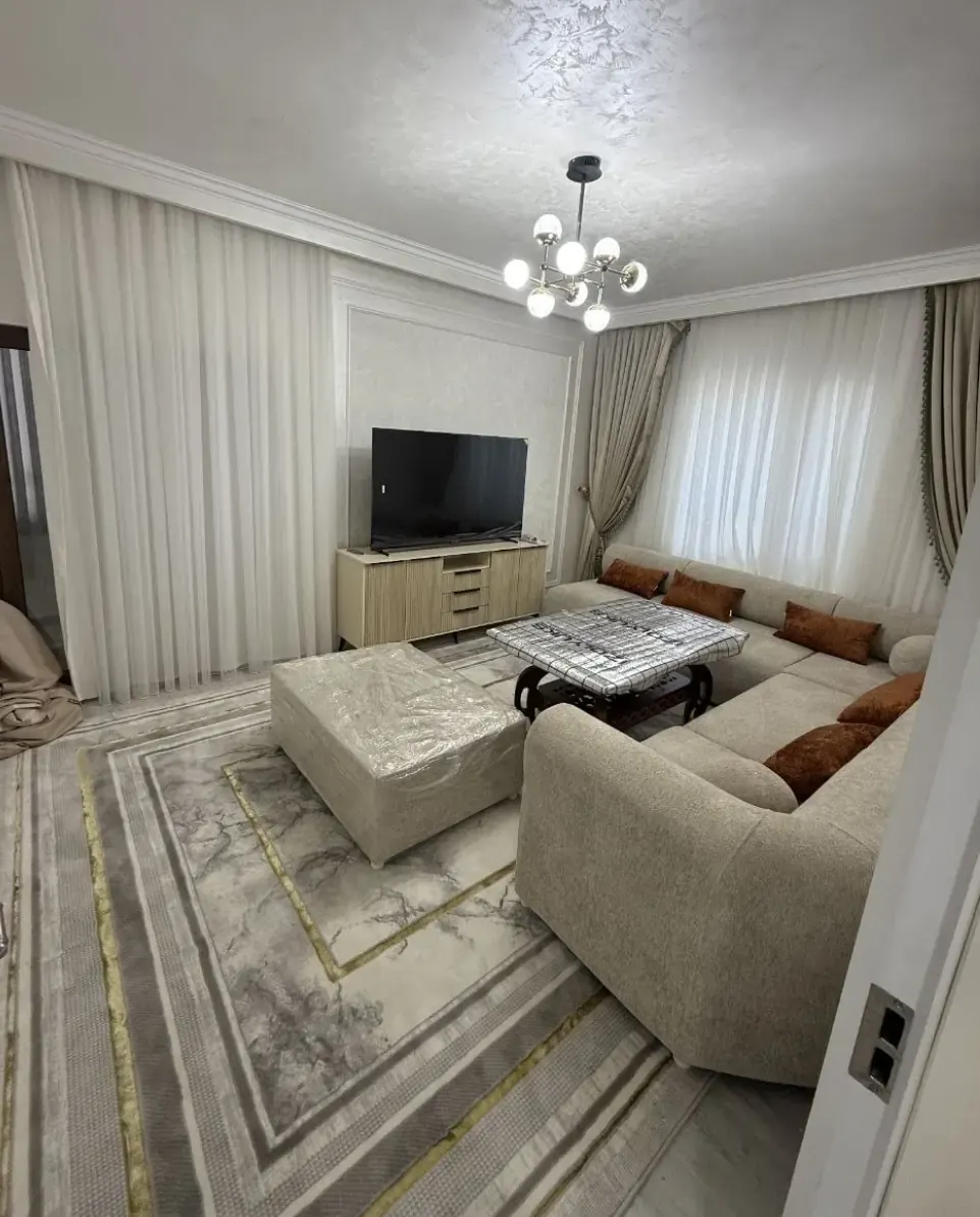 Sotiladi 2 xonali kvartira, 65 m², 1/20 qavat — Yakkasaroy tumani