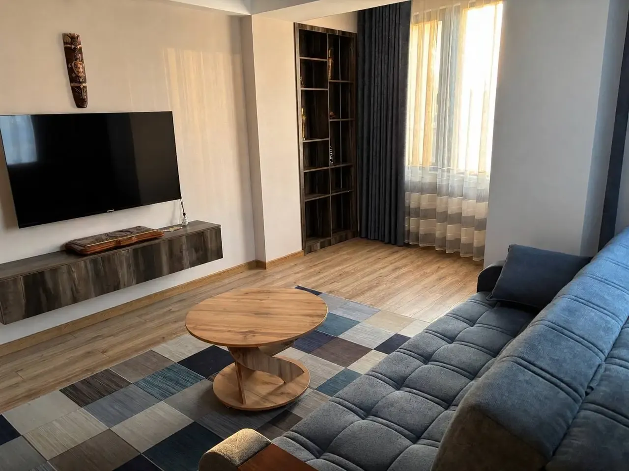 Сотилади 2 хонали квартира, 72 м², 5/10 қават — Мирзо Улуғбек тумани