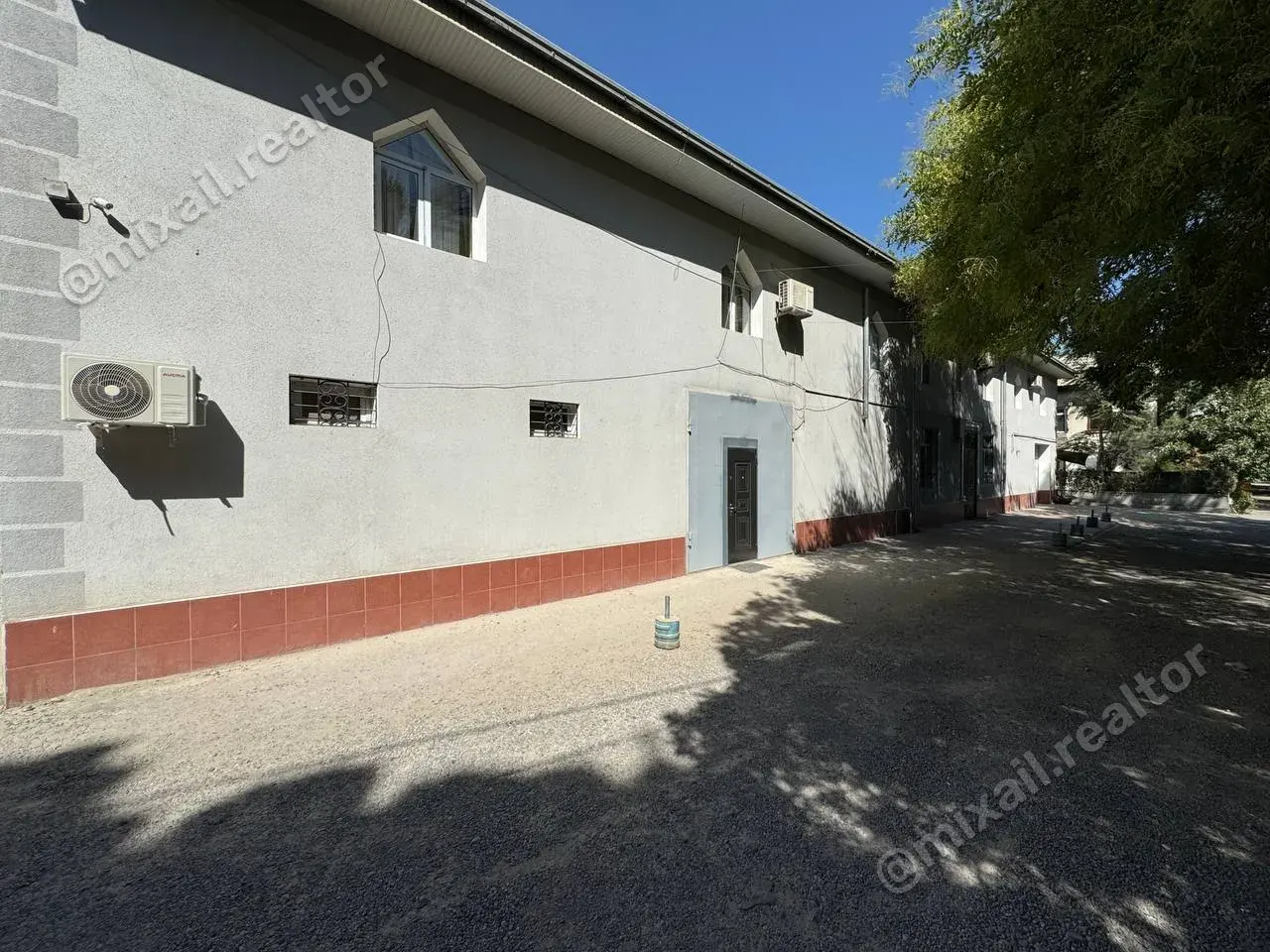 Sotiladi tijorat binosi, 642 m², 3,2 sotix, 2/2 qavat — Mirzo Ulugʻbek tumani
