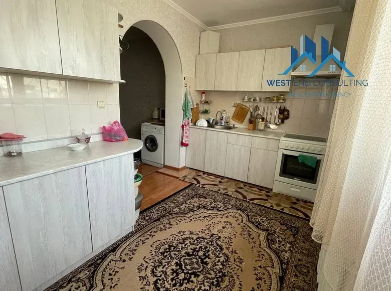 Sotiladi 3 xonali kvartira, 160 m², 12/12 qavat — Mirobod tumani