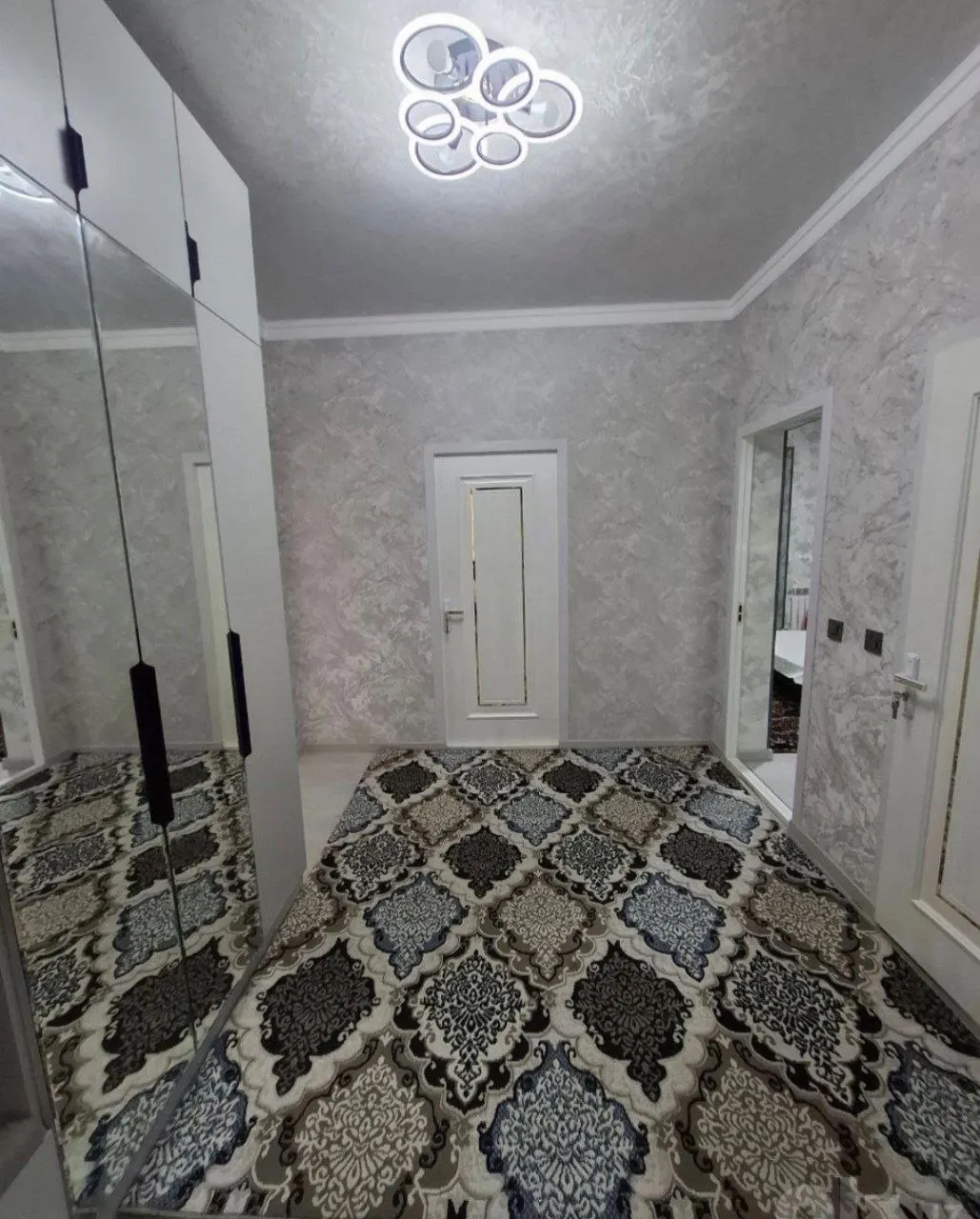 Сдаётся 2-комнатная квартира, 55 м², 6/16 этаж — Учтепинский район
