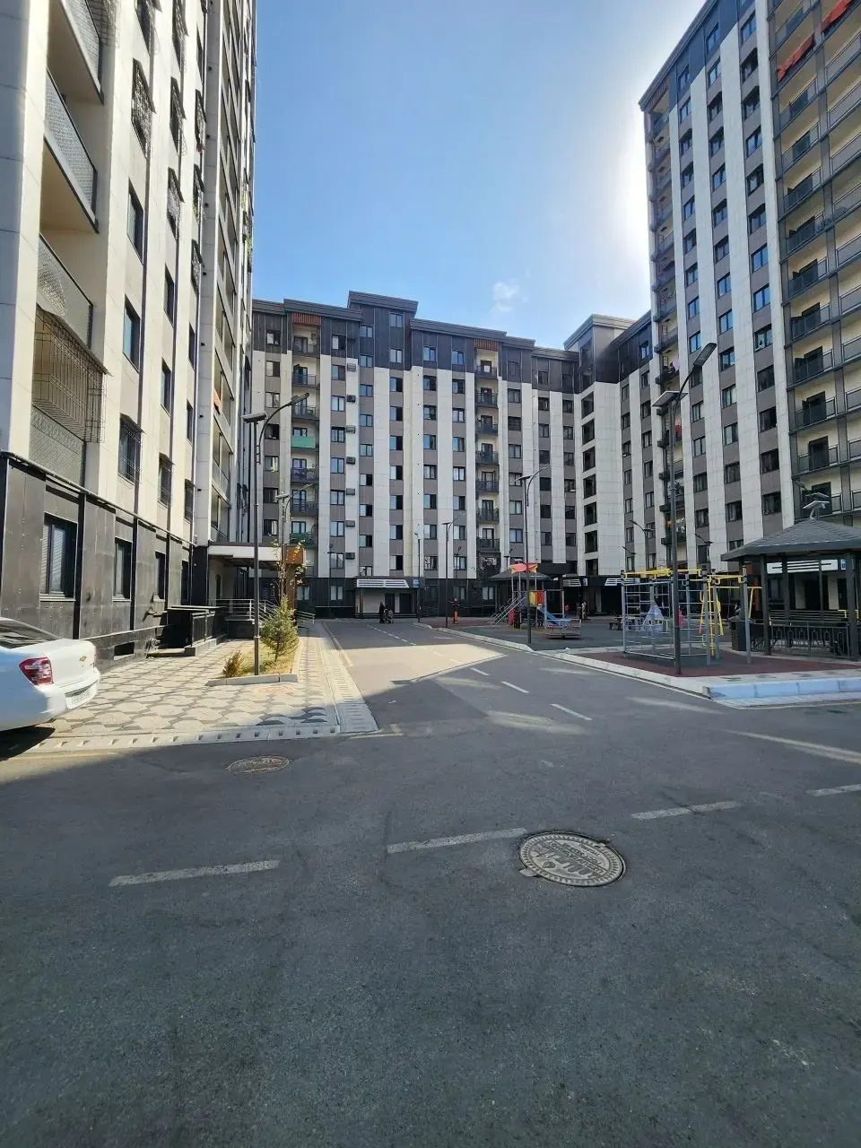 Продаётся 3-комнатная квартира, 75 м², 9/9 этаж — Яккасарайский район