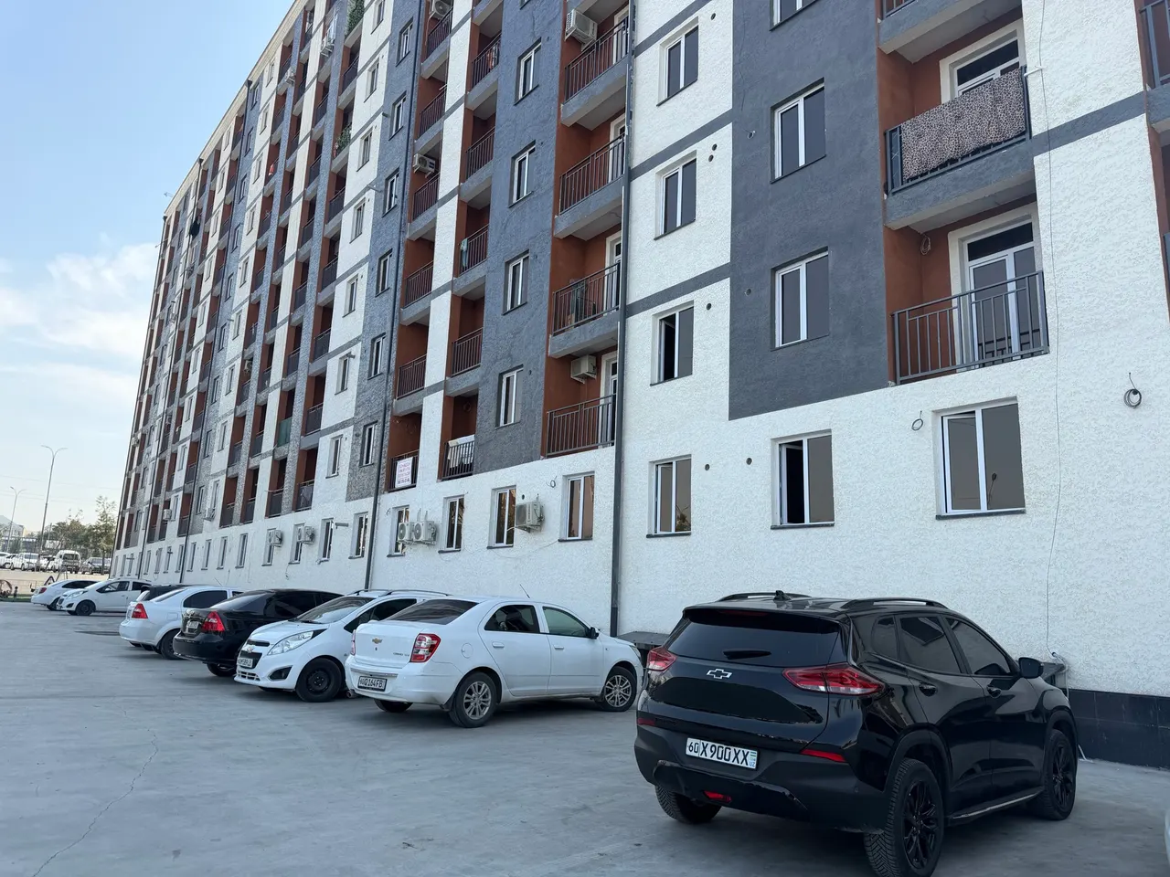 Сотилади 2 хонали квартира, 42 м², 5/10 қават — Андижон шаҳри