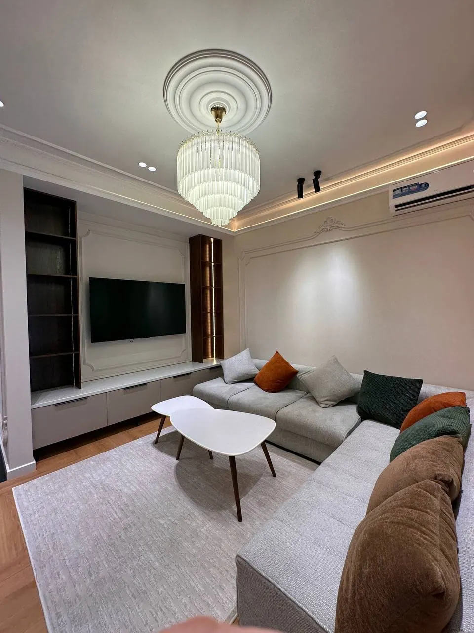 Продаётся 4-комнатная квартира, 112 м², 13/16 этаж — Яккасарайский район