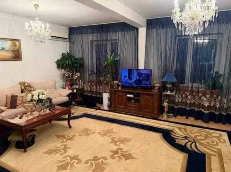 Сотилади 4 хонали квартира, 120 м², 11/12 қават — Миробод тумани
