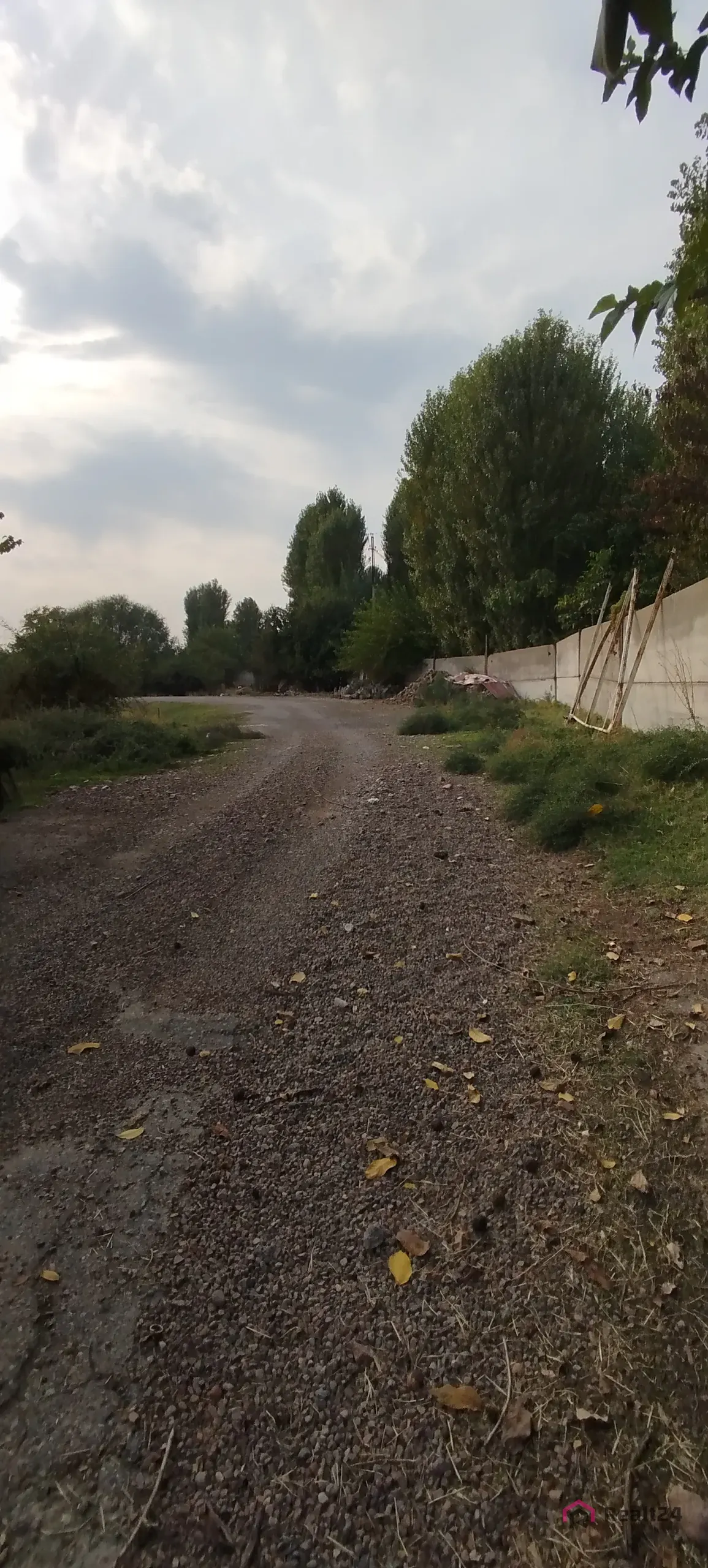 Продаётся коммерческое помещение, 90000 м², 1/1 этаж — Юнусабадский район