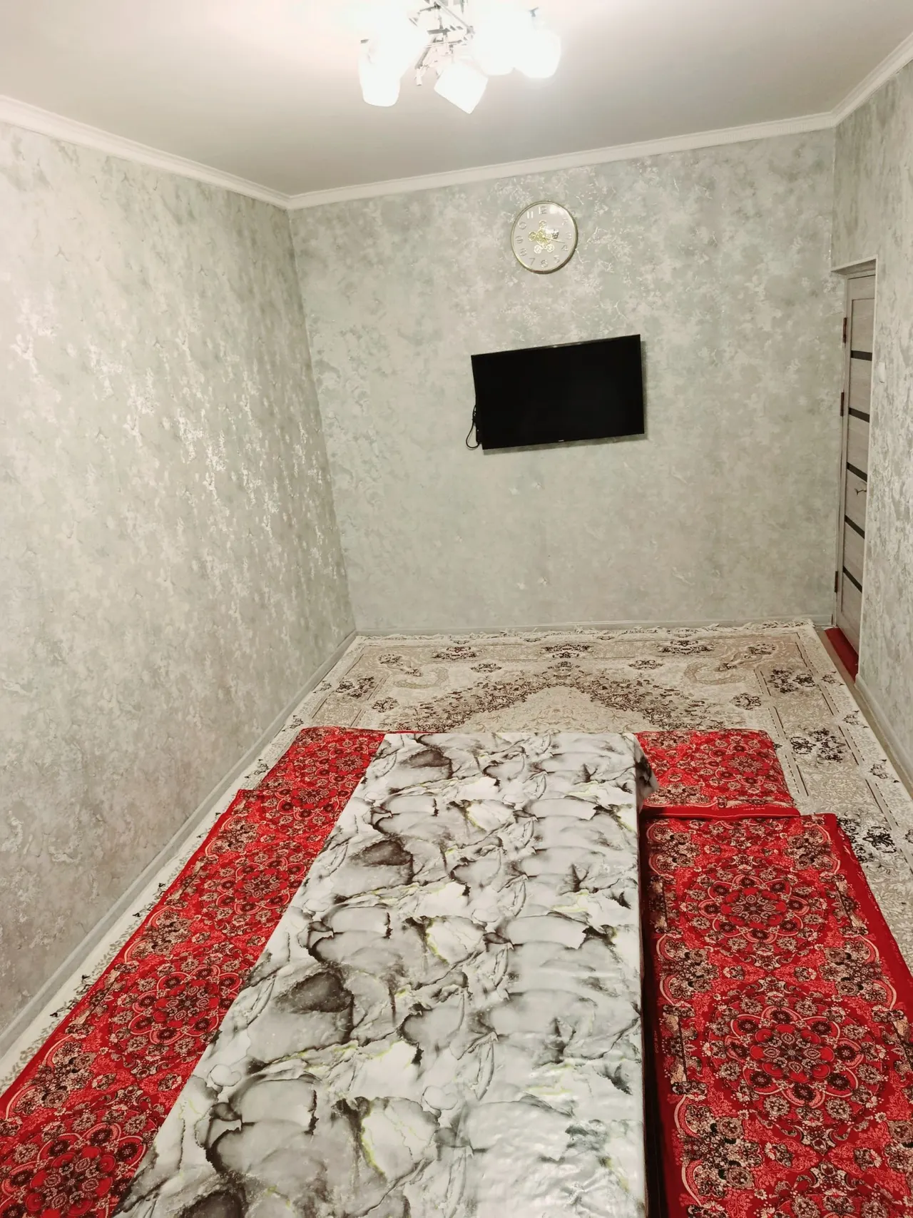 Sotiladi 2 xonali kvartira, 57 m², 3/4 qavat — Chirchiq shahri