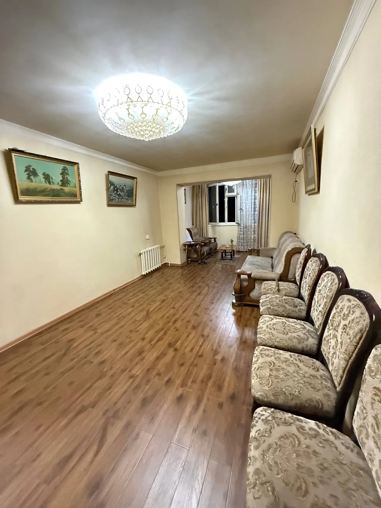 Продаётся 4-комнатная квартира, 100 м², 4/4 этаж — Юнусабадский район