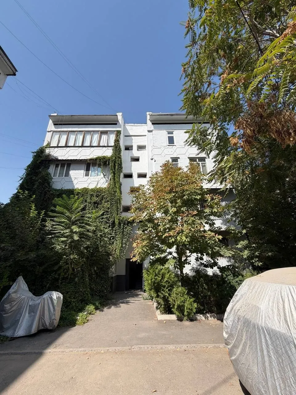 Сотилади 2 хонали квартира, 45 м², 1/4 қават — Миробод тумани