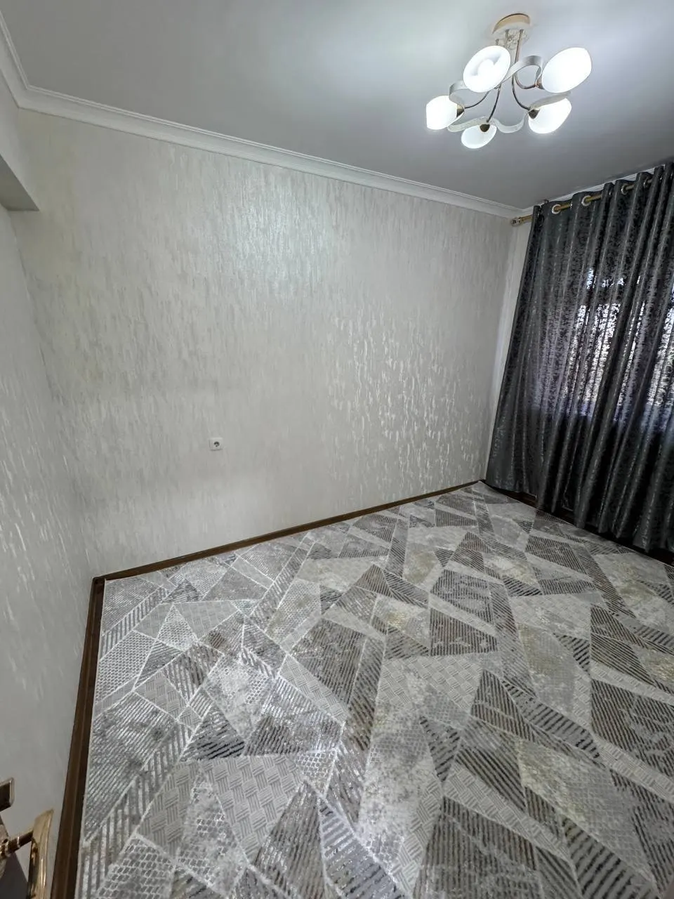 Продаётся 2-комнатная квартира, 44 м², 4/7 этаж — Сергелийский район