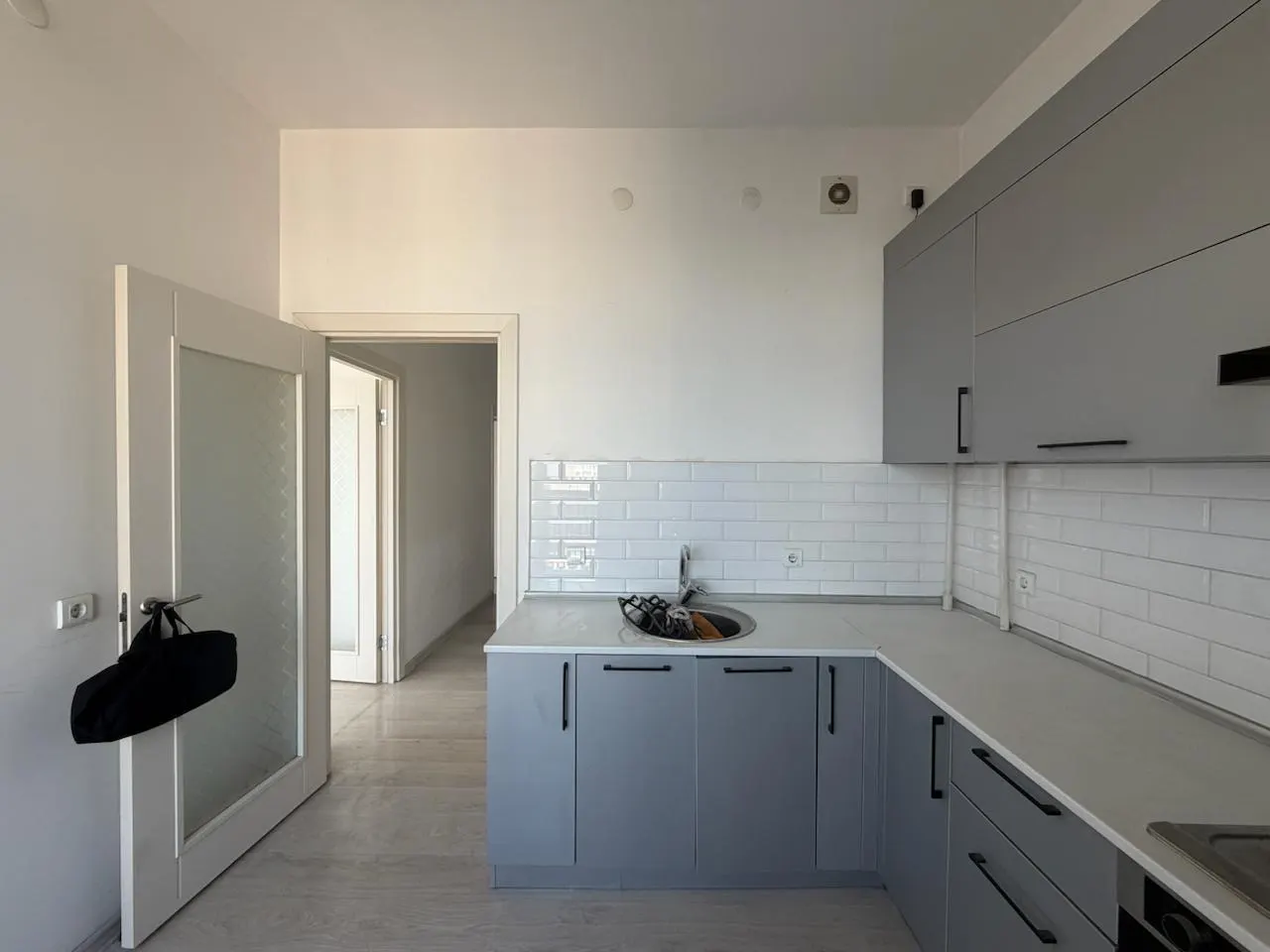Продаётся 2-комнатная квартира, 46 м², 9/9 этаж — Яшнабадский район