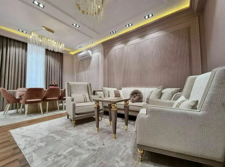 Сотилади 4 хонали квартира, 128 м², 3/8 қават — Яккасарой тумани