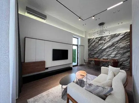 Ижарага берилади 3 хонали квартира, 110 м², 8/10 қават — Миробод тумани