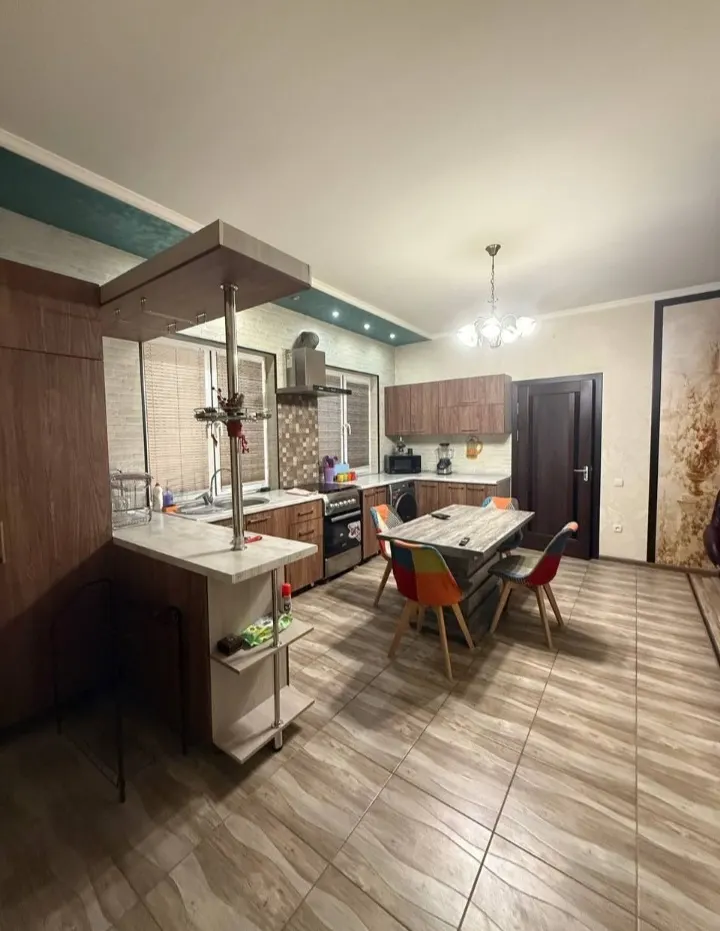 Ижарага берилади 2 хонали ҳовли уй, 70 м², 1 қаватли — Яккасарой тумани