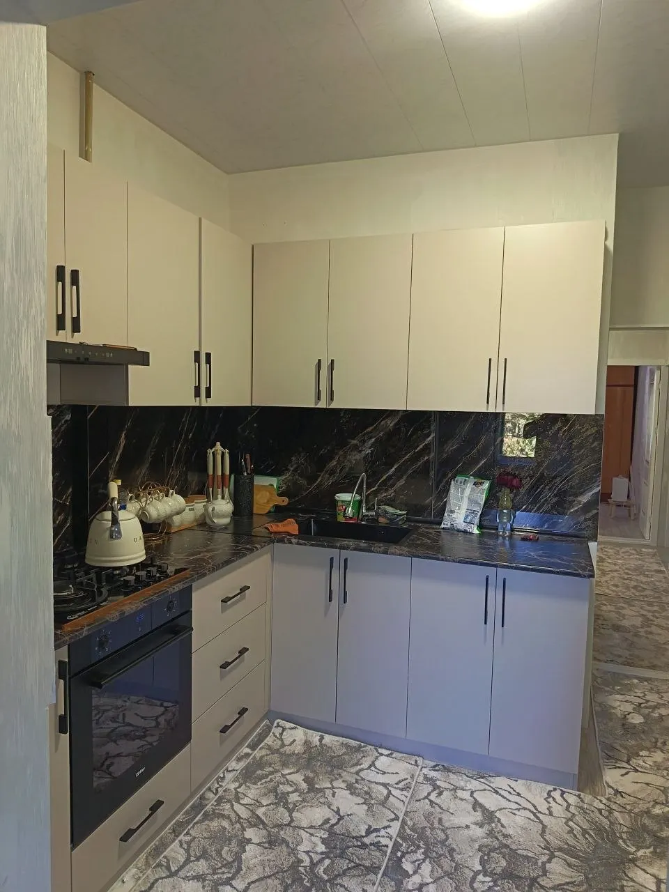 Сотилади 3 хонали квартира, 78 м², 3/4 қават — Чирчиқ шаҳри