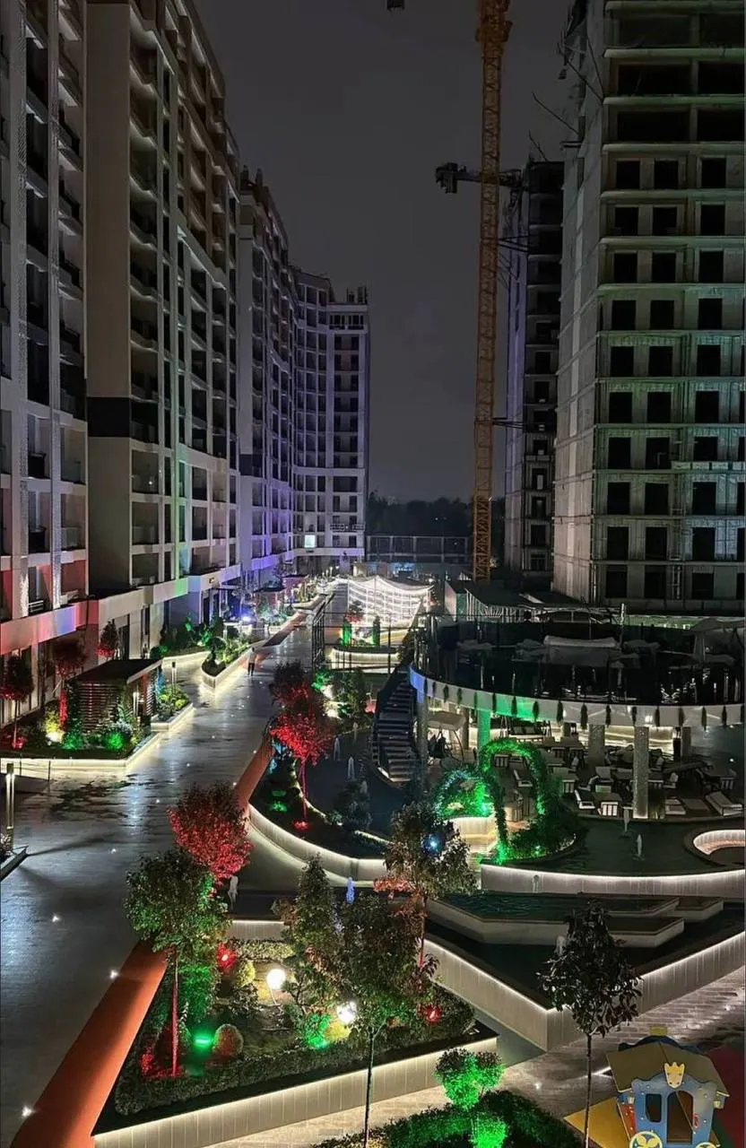 Продаётся 2-комнатная квартира, 42 м², 1/13 этаж — Юнусабадский район