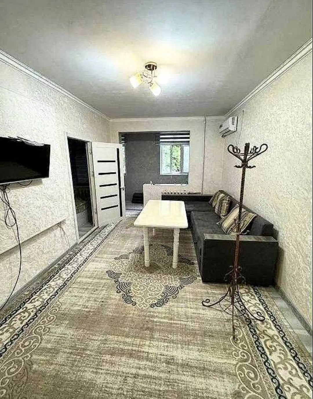 Продаётся 1-комнатная квартира, 38 м², 2/4 этаж — Юнусабадский район