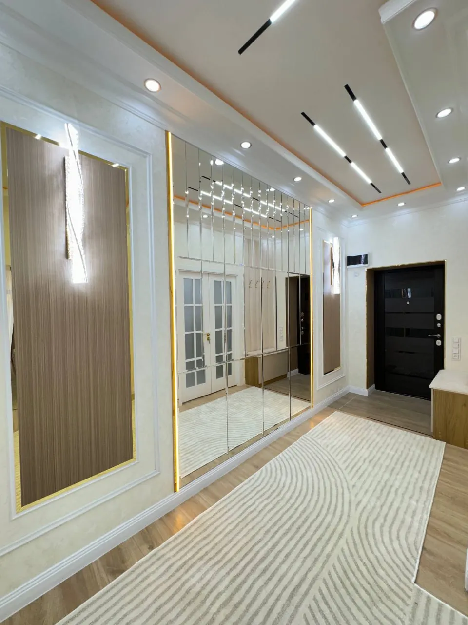 Sotiladi 3 xonali kvartira, 56 m², 3/7 qavat — Yakkasaroy tumani
