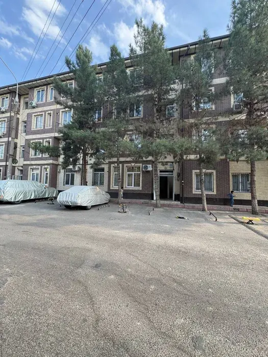Сотилади 2 хонали квартира, 35 м², 1/4 қават — Мирзо Улуғбек тумани