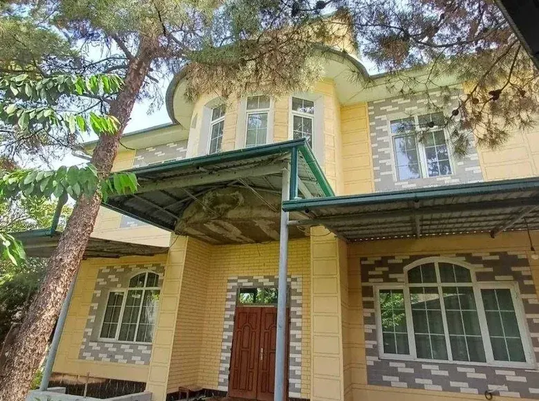 Продаётся 16-комнатный дом, 5.3 сот. — Юнусабадский район