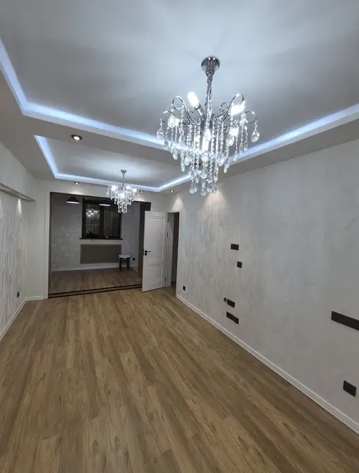 Сотилади 4 хонали квартира, 90 м², 1/4 қават — Юнусобод тумани