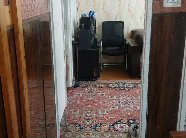 Продаётся 4-комнатная квартира, 51 м², 3/4 этаж — Юнусабадский район