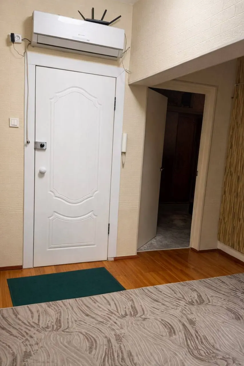 Продаётся 4-комнатная квартира, 96 м², 9/9 этаж — Мирабадский район