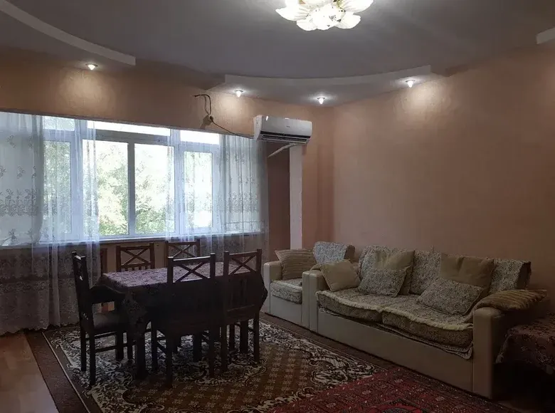 Сотилади 3 хонали квартира, 3/5 қават — Чилонзор тумани