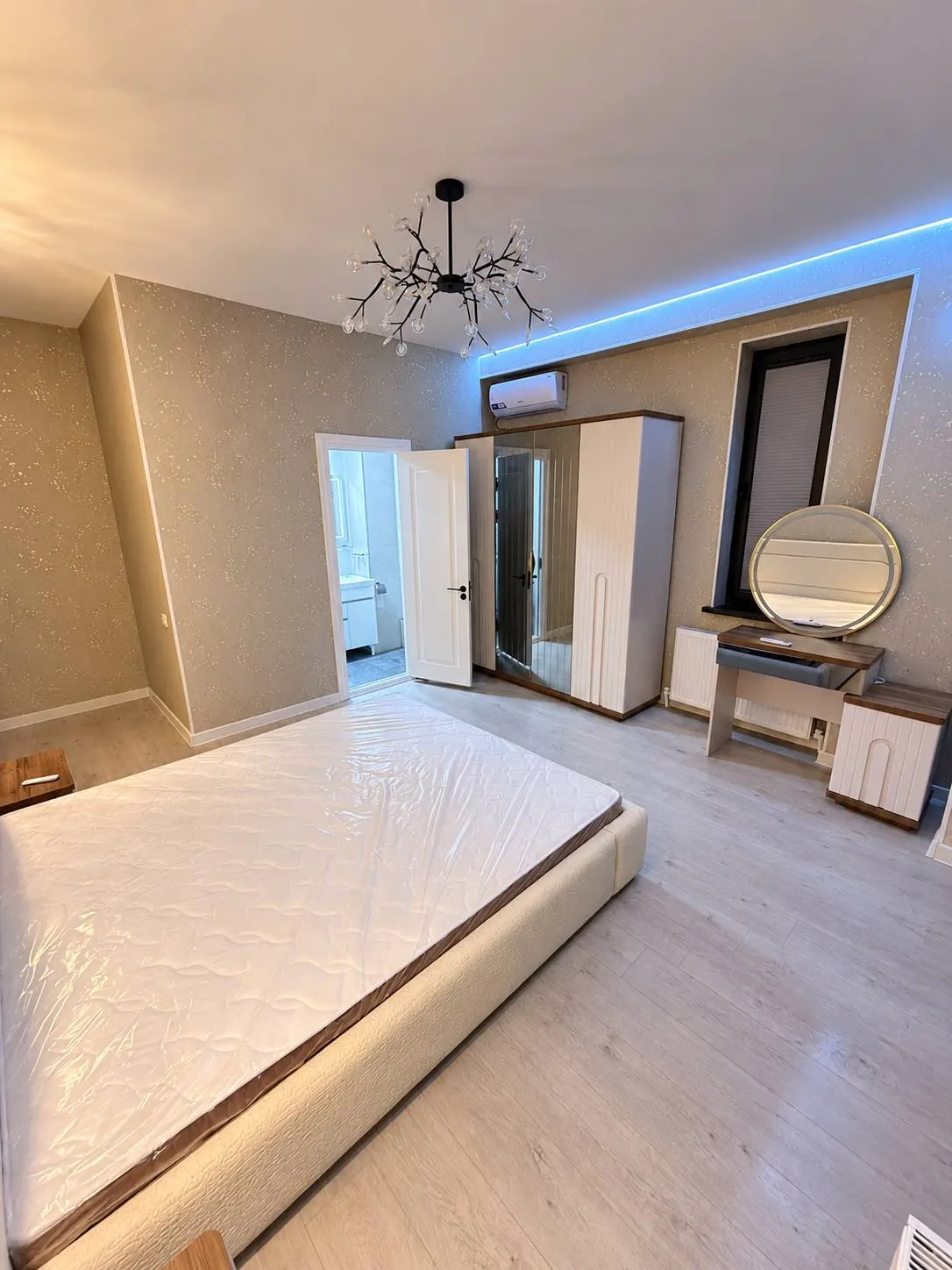 Ijaraga beriladi 3 xonali kvartira, 90 m², 10/16 qavat — Yakkasaroy tumani