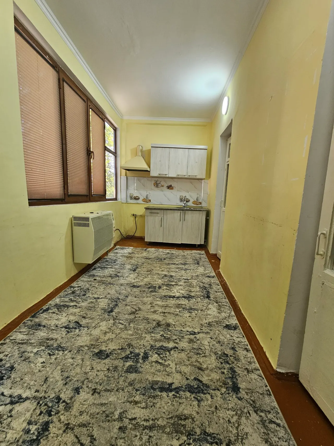 Sotiladi 3 xonali kvartira, 77 m², 2/4 qavat — Samarqand shahri
