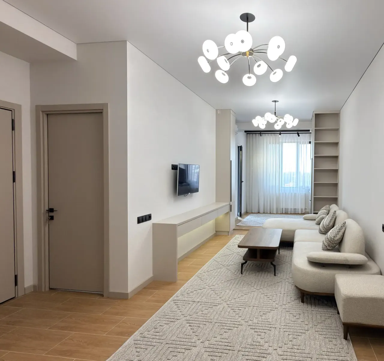 Ijaraga beriladi 2 xonali kvartira, 65 m², 10/16 qavat — Yakkasaroy tumani