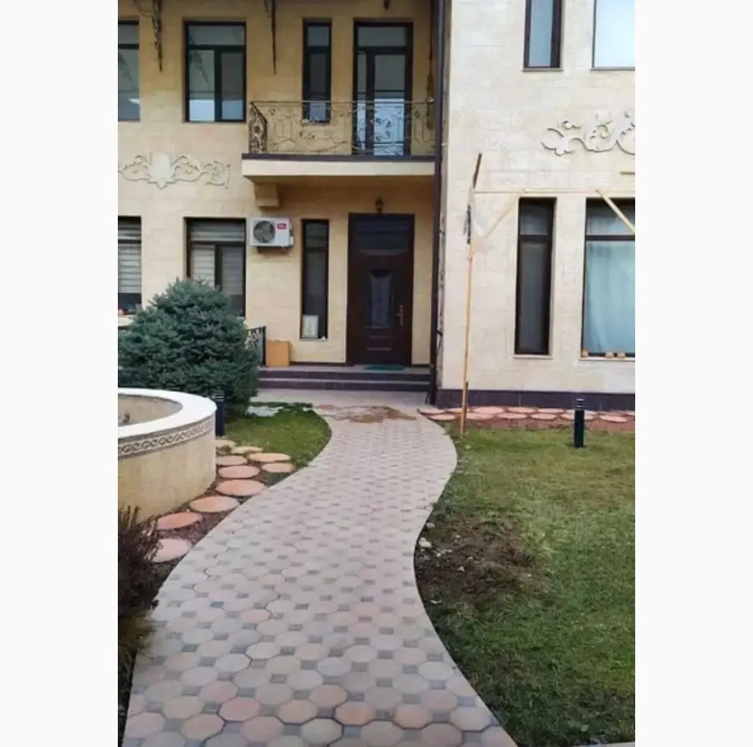 Ijaraga beriladi 7 xonali hovli uy, 5 sotix, 2 qavatli — Yakkasaroy tumani
