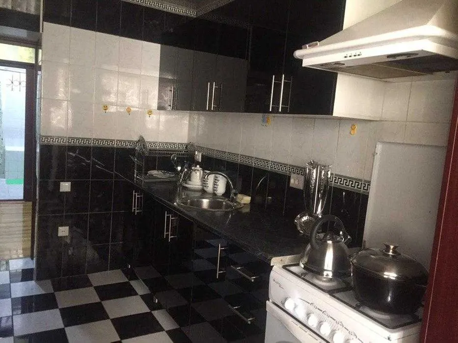 Сдаётся 3-комнатная квартира, 80 м², 1/4 этаж — Яшнабадский район