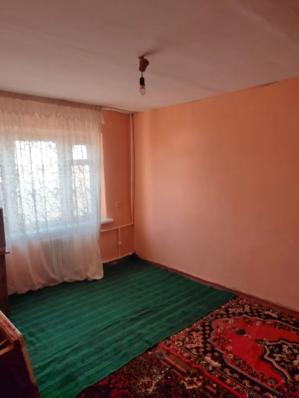 Sotiladi 1 xonali kvartira, 28 m², 4/4 qavat — Chirchiq shahri