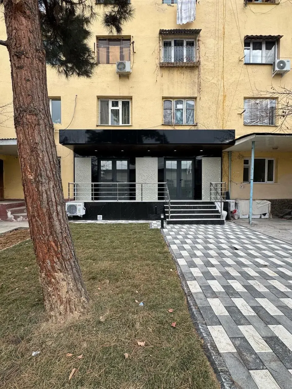 Сотилади тижорат биноси, 42 м² — Юнусобод тумани