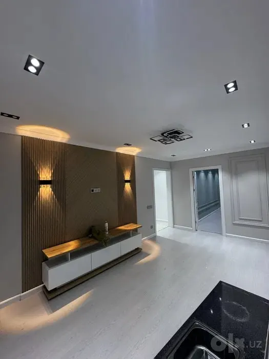Сотилади 2 хонали квартира, 56 м², 5/5 қават — Мирзо Улуғбек тумани