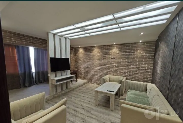 Продаётся 2-комнатная квартира, 58 м², 8/9 этаж — Юнусабадский район