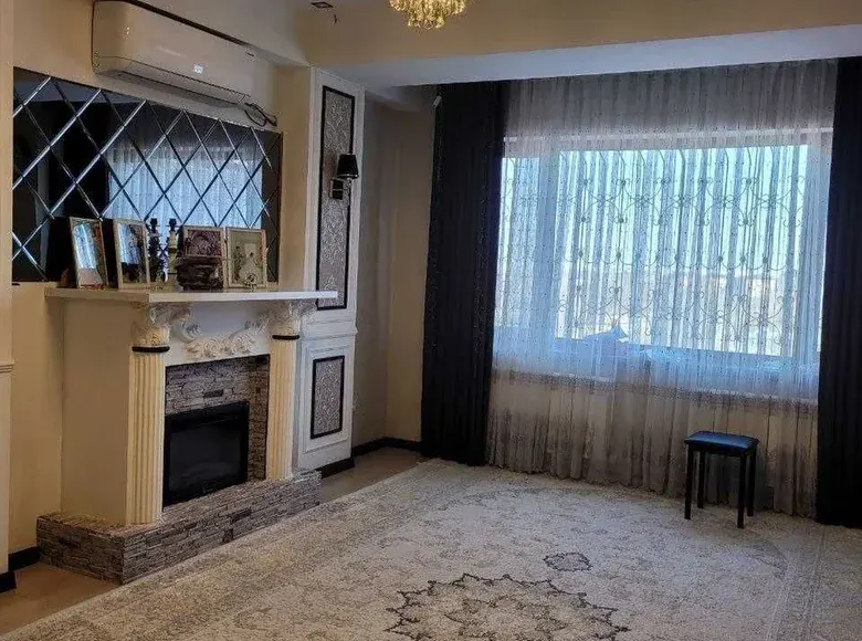 Sotiladi 4 xonali kvartira, 105 m², 9/9 qavat — Chilonzor tumani