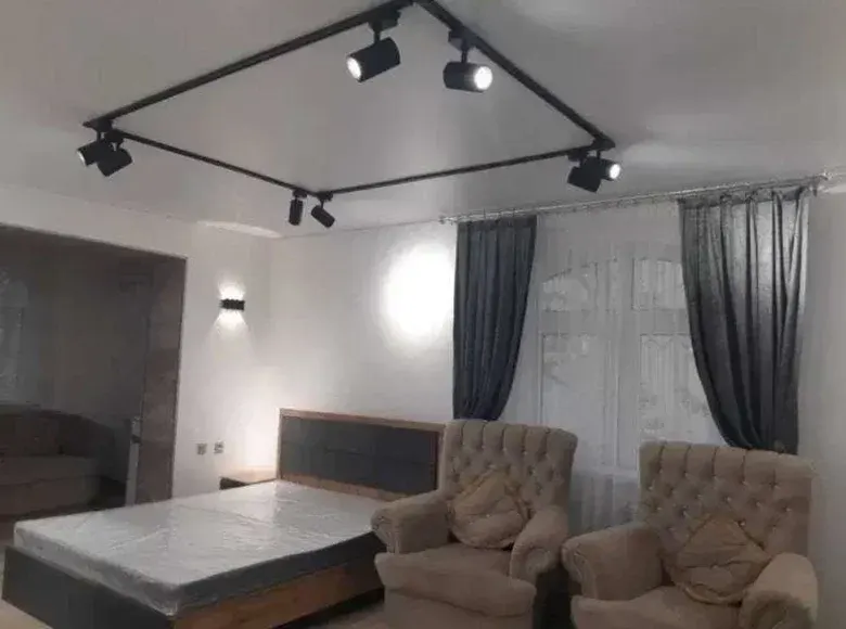 Sotiladi 1 xonali kvartira, 40 m², 2/4 qavat — Yunusobod tumani