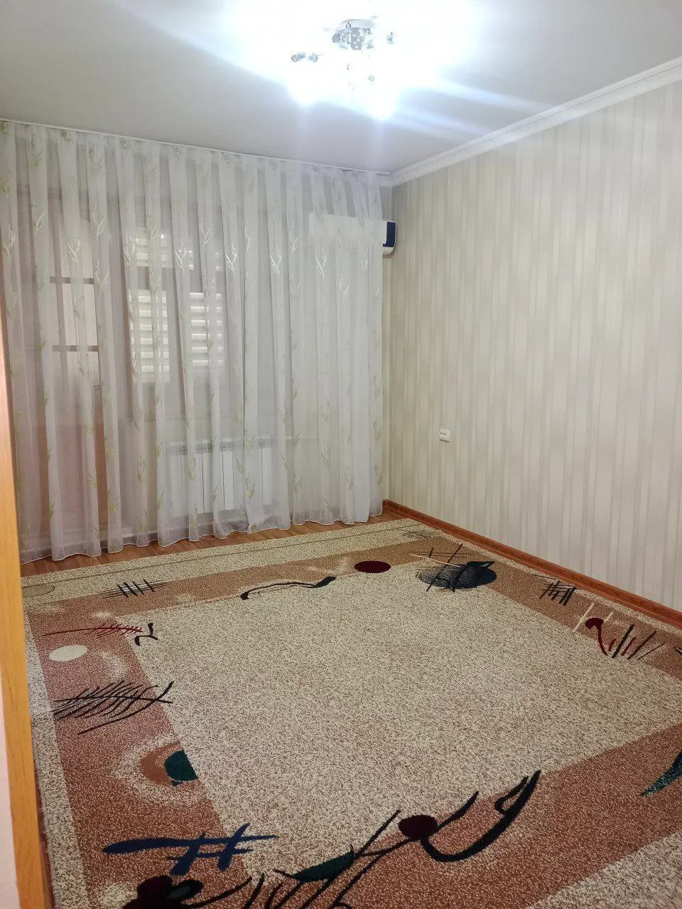 Сотилади 3 хонали квартира, 70 м², 4/4 қават — Мирзо Улуғбек тумани