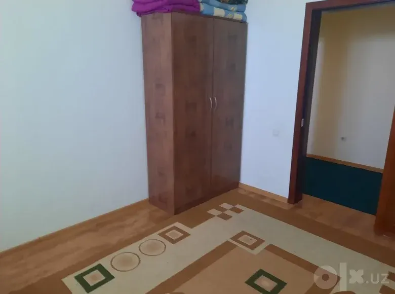 Ижарага берилади 2 хонали квартира, 10 м², 4/4 қават — Гулистон шаҳри
