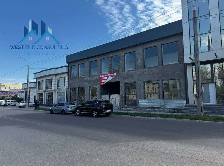 Сдаётся коммерческое помещение, 2000 м², 9 сот., 1/3 этаж — Алмазарский район