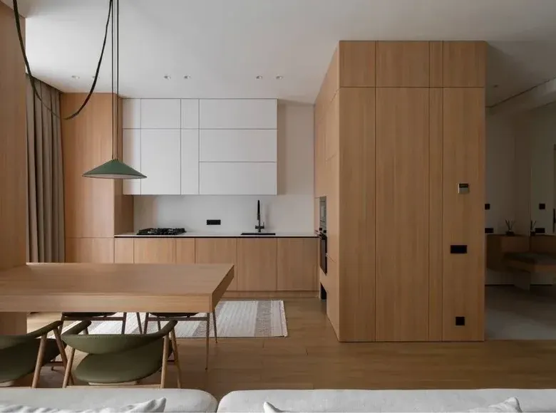 Sotiladi 2 xonali kvartira, 67 m², 3/7 qavat — Mirzo Ulugʻbek tumani