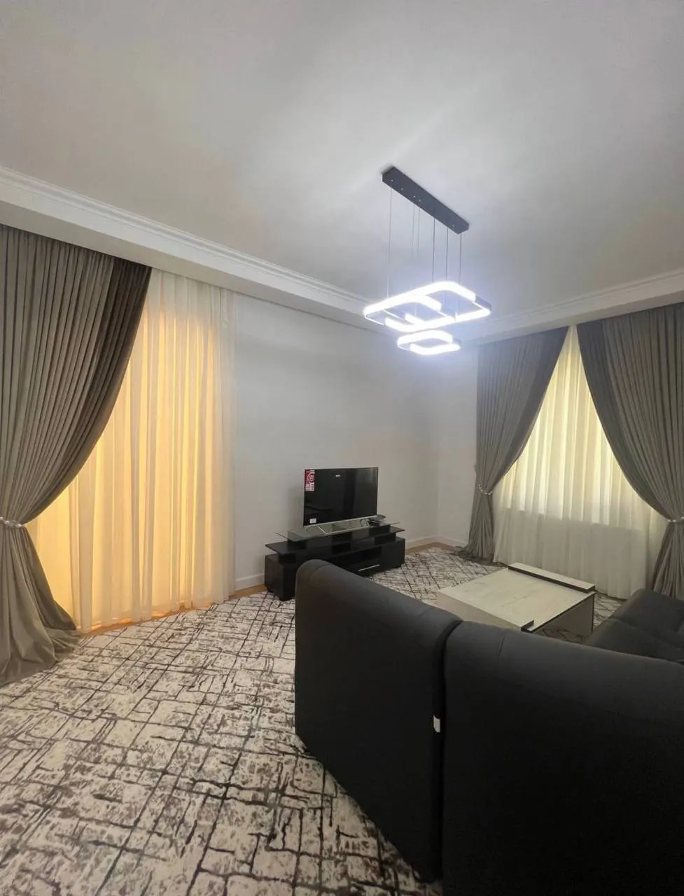 Сдаётся 2-комнатная квартира, 60 м², 2/9 этаж — Яккасарайский район