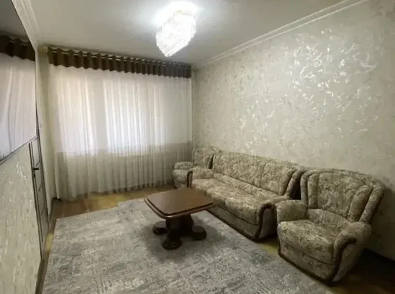 Продаётся 2-комнатная квартира, 52 м², 3/4 этаж — Яшнабадский район