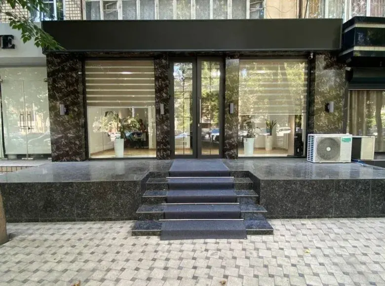 Ижарага берилади тижорат биноси, 100 м² — Миробод тумани